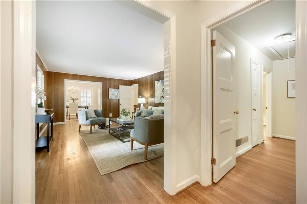 3 bedroom, 2 bathroom, 1,793 sq ft single family residence under contract at 2737 Overlook Drive, Atlanta, GA 30345 — photo 5