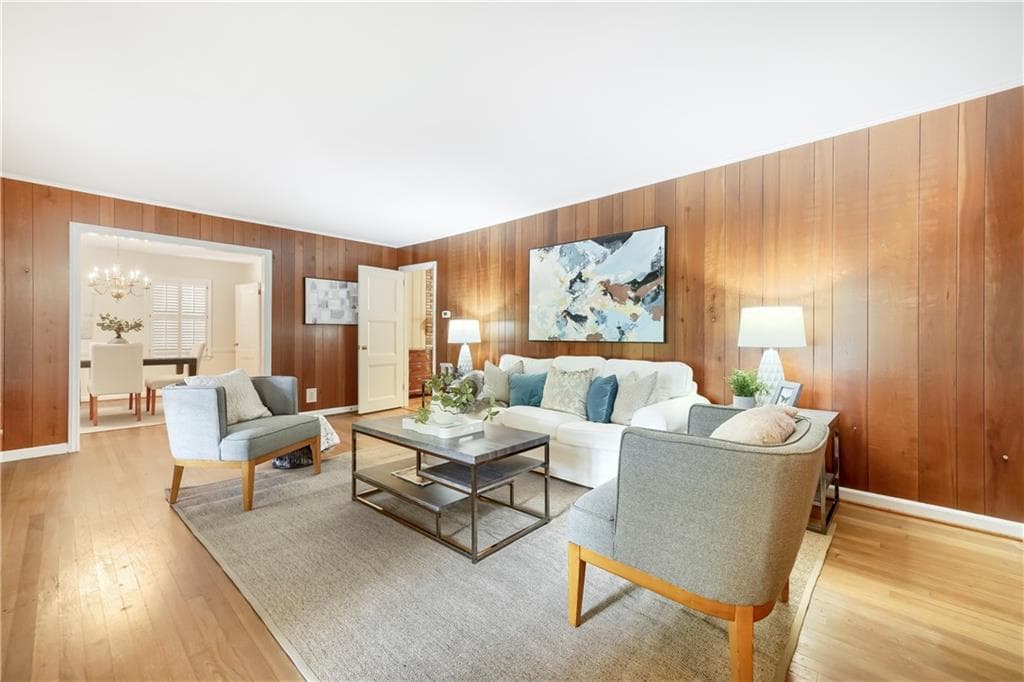 3 bedroom, 2 bathroom, 1,793 sq ft single family residence under contract at 2737 Overlook Drive, Atlanta, GA 30345 — photo 6