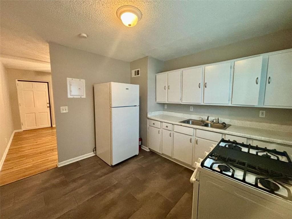 2 bedroom, 1 bathroom, 650 sq ft apartment for rent at 1048 Washington Street 5, Atlanta, GA 30315 for $1,045 a month — photo 6