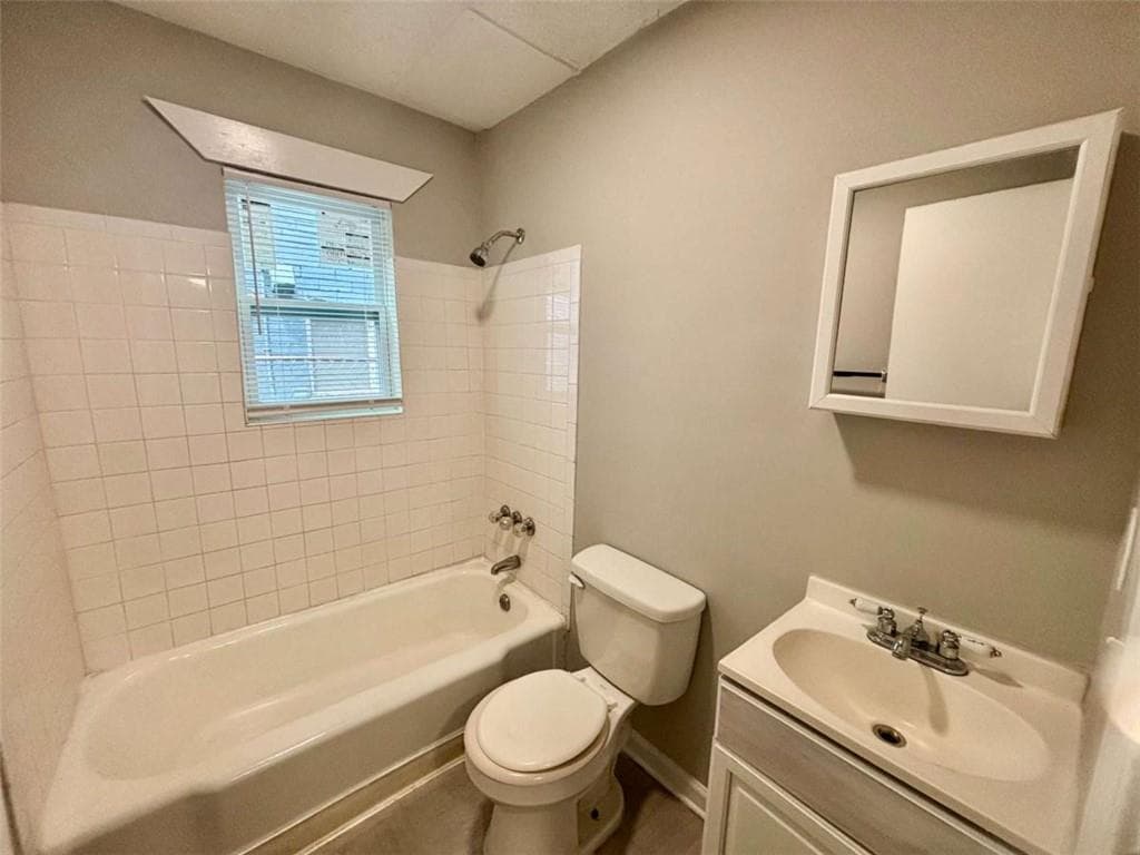 2 bedroom, 1 bathroom, 650 sq ft apartment for rent at 1048 Washington Street 5, Atlanta, GA 30315 for $1,045 a month — photo 9