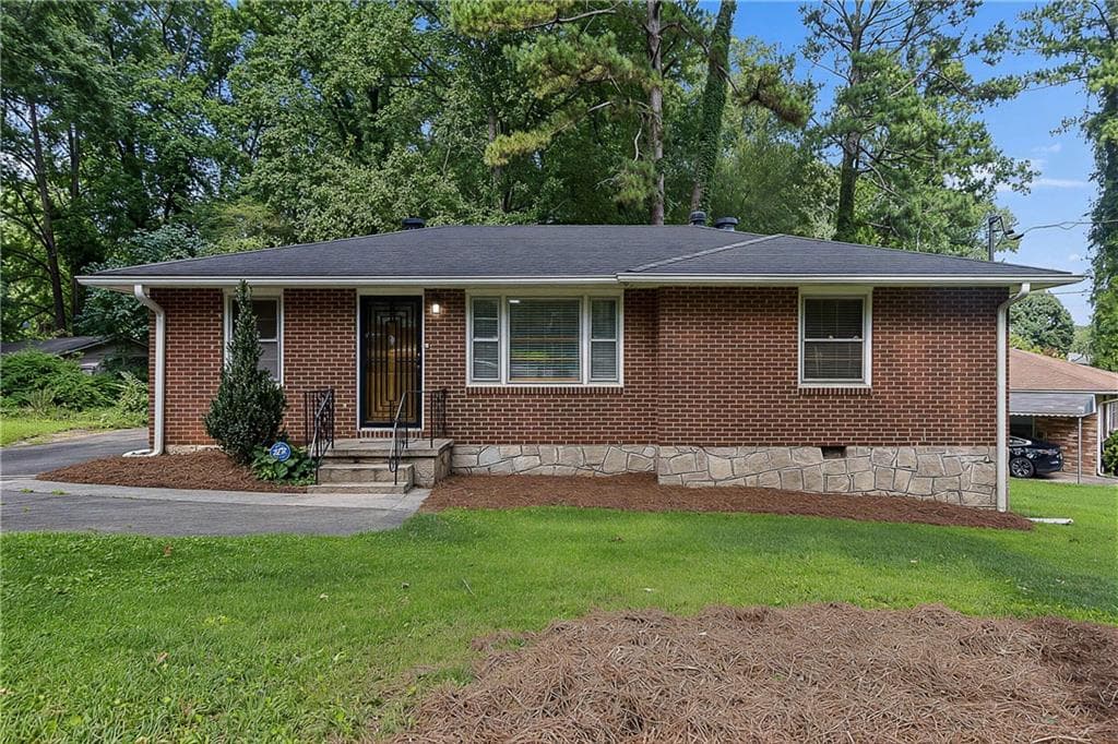 3 bedroom, 1 bathroom, 1,135 sq ft single family residence for sale at 755 Iris Terrace, Decatur, GA 30033