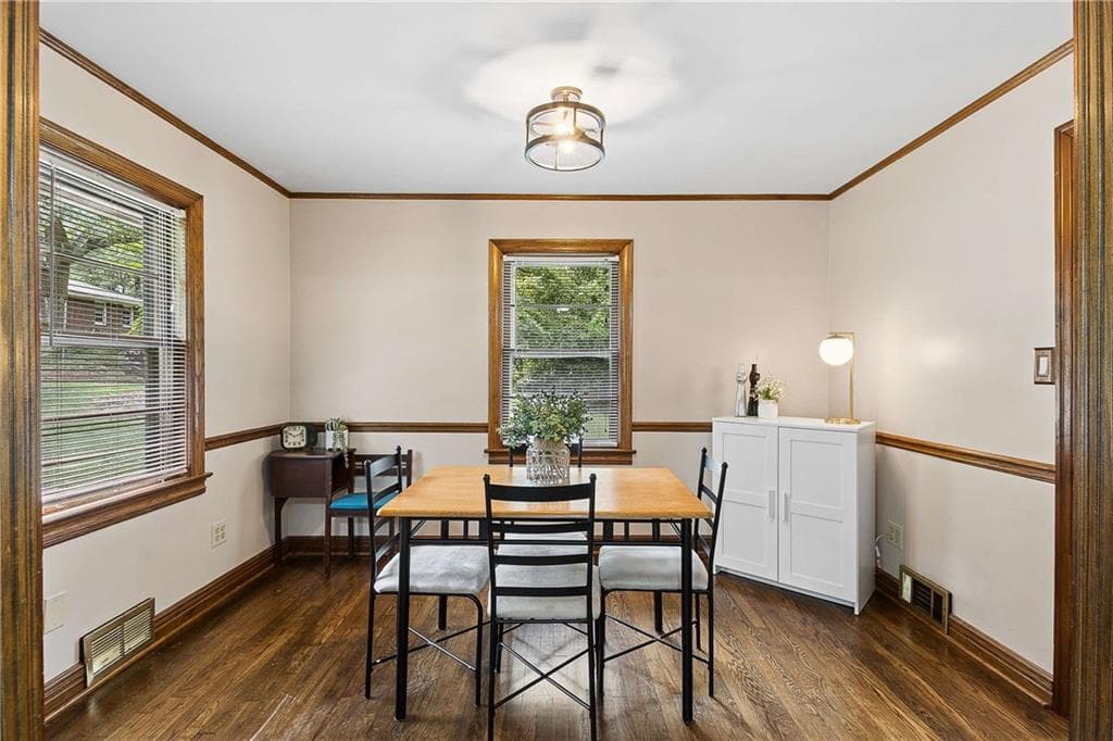 3 bedroom, 1 bathroom, 1,135 sq ft single family residence for sale at 755 Iris Terrace, Decatur, GA 30033 — photo 6