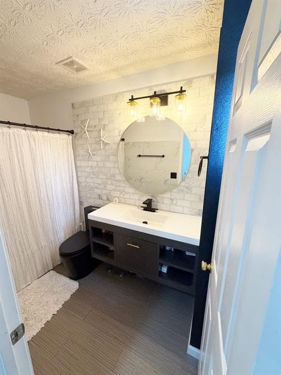 3 bedroom, 3 bathroom, 1,558 sq ft townhouse for sale at 1556 Paramount View Trace, Buford, GA 30518 — photo 7
