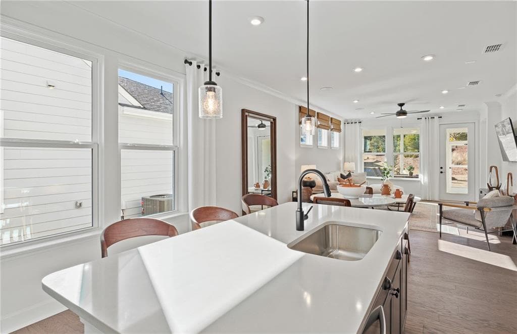 3 bedroom, 3 bathroom, 1,581 sq ft single family residence under contract at 172 Alcovy Court, Griffin, GA 30223 — photo 7