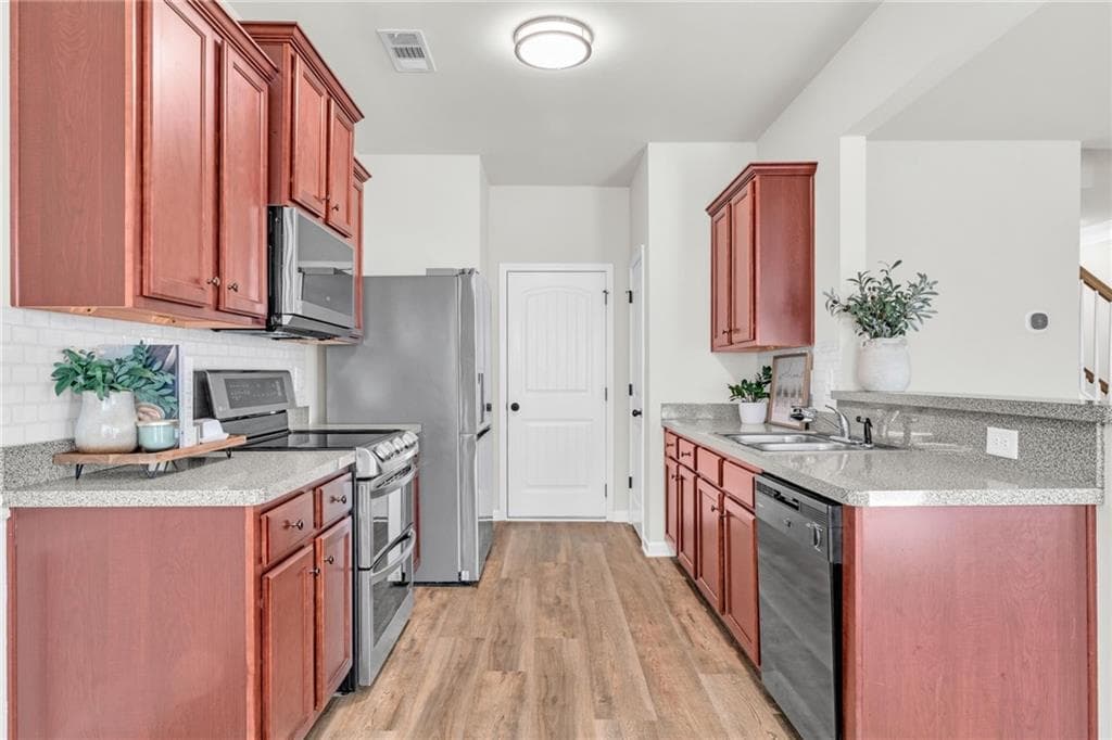 3 bedroom, 3 bathroom, 1,635 sq ft townhouse for sale at 850 Ash Street, Canton, GA 30114 — photo 8