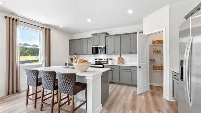 5 bedroom, 4 bathroom, 2,774 sq ft single family residence under contract at 1978 Brookhill Way, Snellville, GA 30078 — photo 5