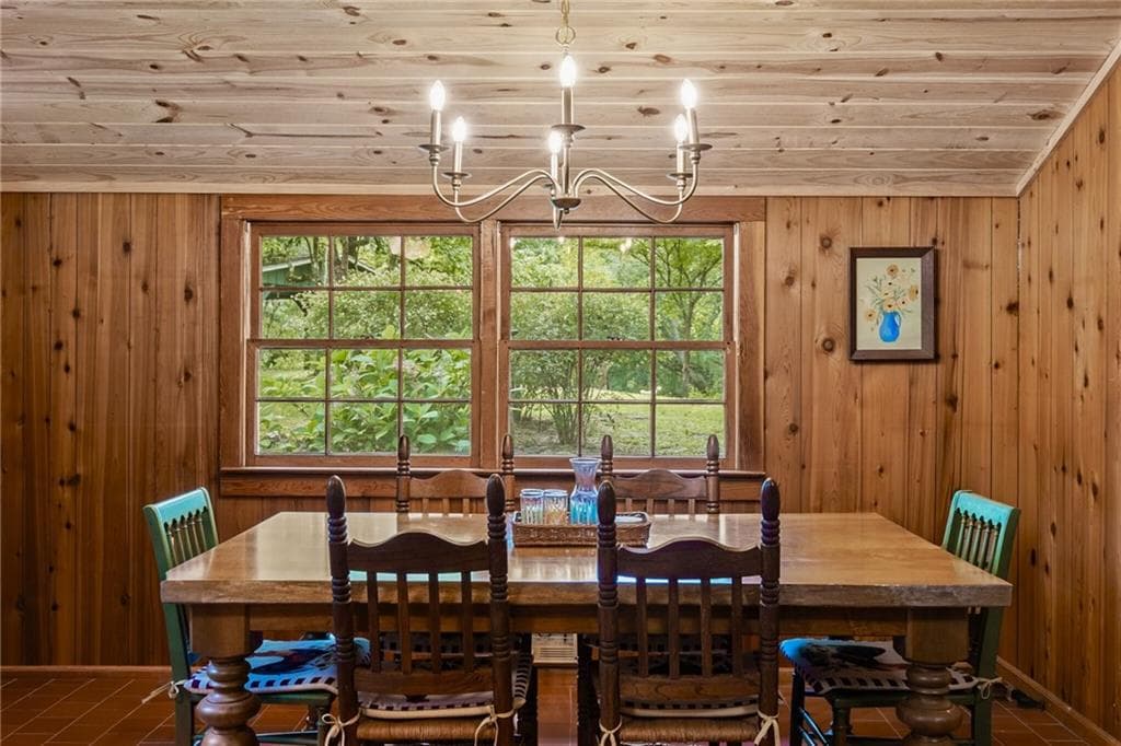 4 bedroom, 4 bathroom, 2,594 sq ft single family residence for sale at 31 Bear Creek Lane, Clayton, GA 30525 — photo 9