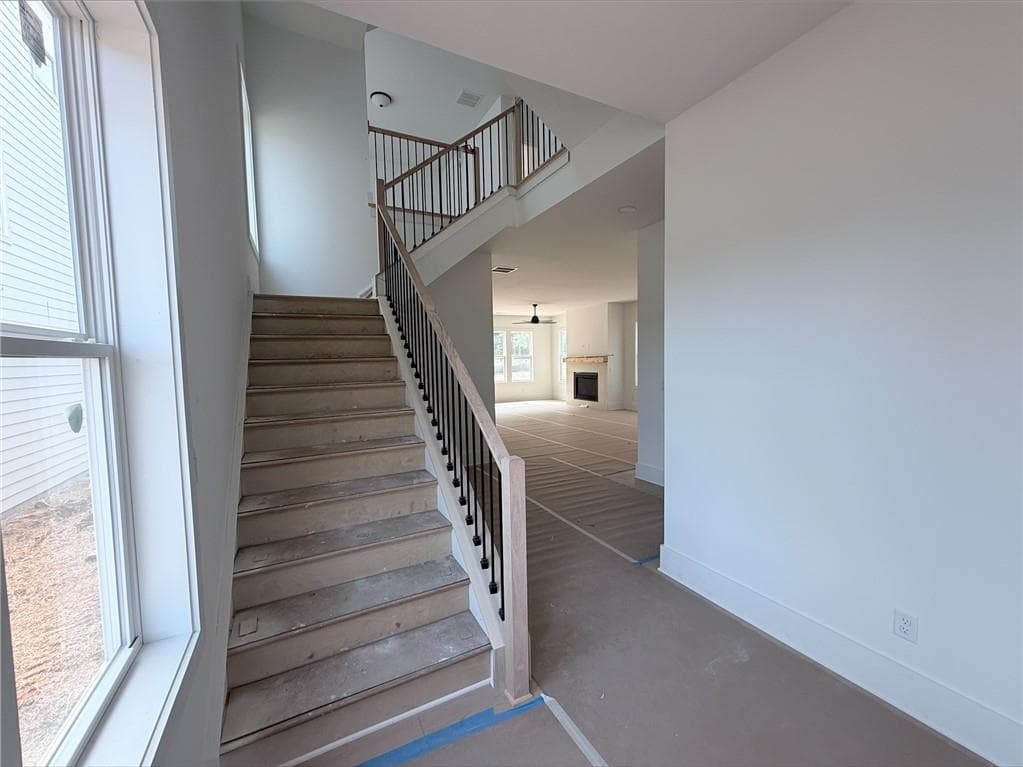 4 bedroom, 4 bathroom, 3,659 sq ft single family residence for sale at 1916 Allyan Drive, Marietta, GA 30066 — photo 8