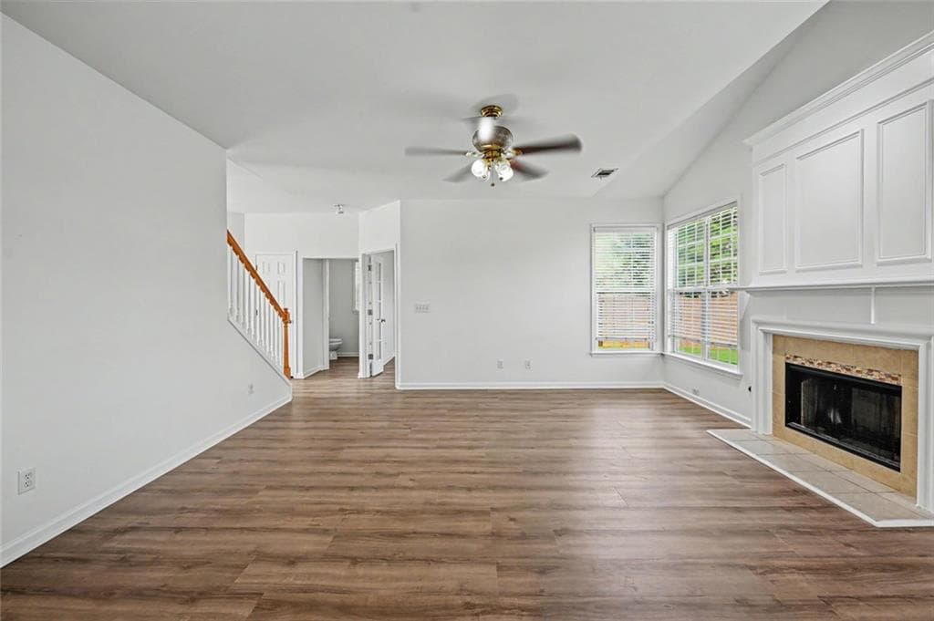 4 bedroom, 3 bathroom, 2,309 sq ft single family residence for rent at 8330 Grenadier Trail, Suwanee, GA 30024 for $2,850 a month — photo 9