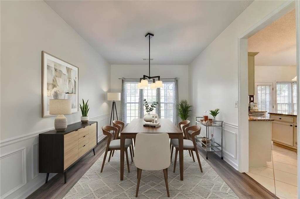4 bedroom, 3 bathroom, 2,283 sq ft single family residence for sale at 900 Cherringham Court, Johns Creek, GA 30005 — photo 9