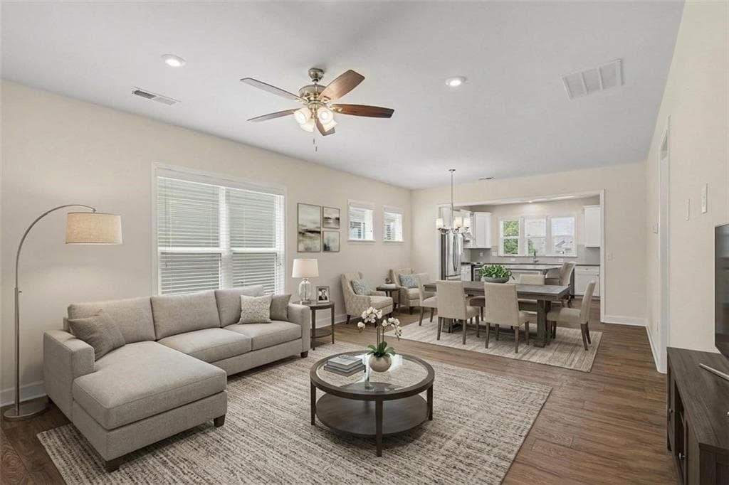 3 bedroom, 2 bathroom, 1,595 sq ft single family residence for sale at 407 Chestatee Court, Griffin, GA 30223 — photo 2