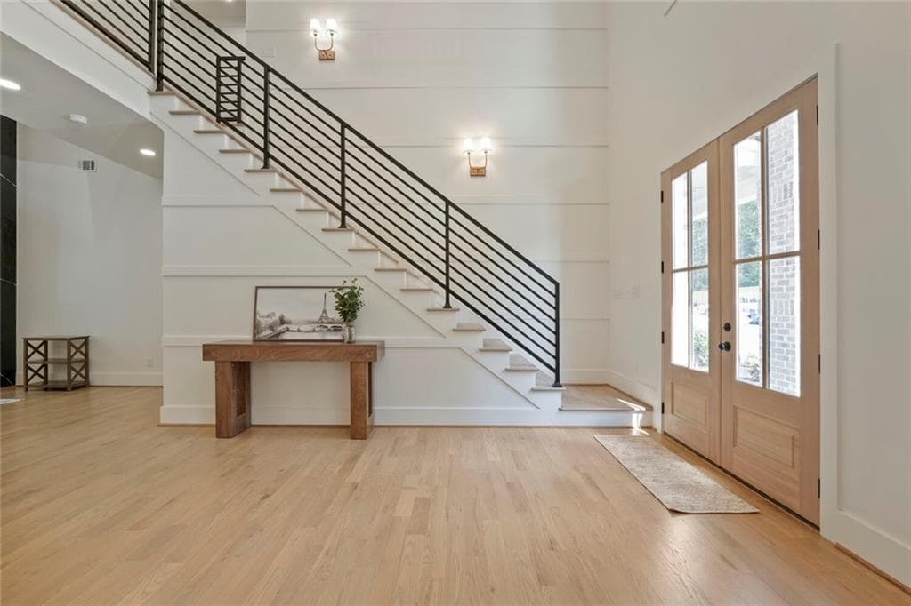 5 bedroom, 5 bathroom, 4,547 sq ft single family residence for sale at 942 Cooper Road, Grayson, GA 30017 — photo 3