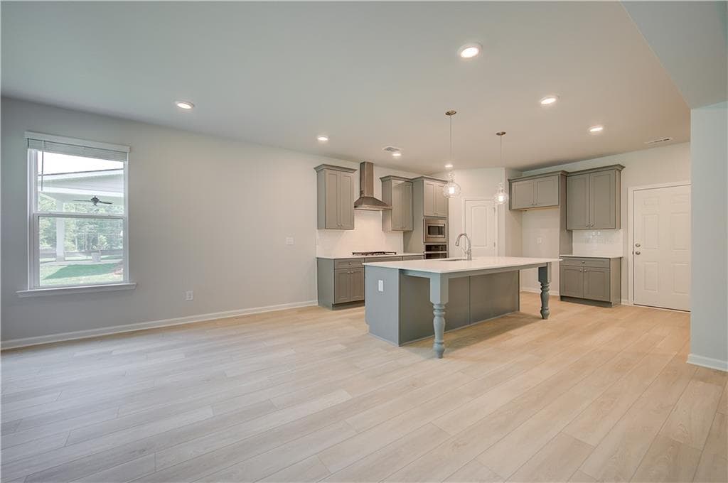 5 bedroom, 4 bathroom, 4,037 sq ft single family residence for sale at 191 Dohrn Drive, Loganville, GA 30052 — photo 10