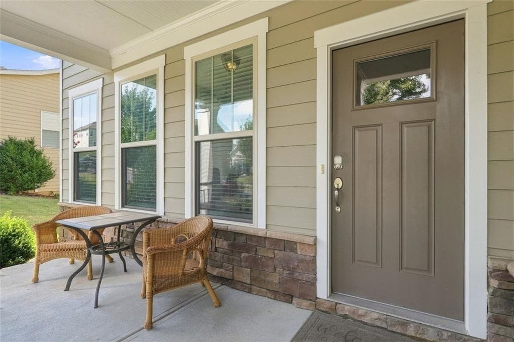 3 bedroom, 3 bathroom, 2,418 sq ft single family residence for sale at 3960 Grandview Vista Street, Cumming, GA 30028 — photo 3