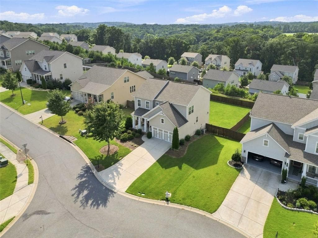3 bedroom, 3 bathroom, 2,418 sq ft single family residence for sale at 3960 Grandview Vista Street, Cumming, GA 30028 — photo 4