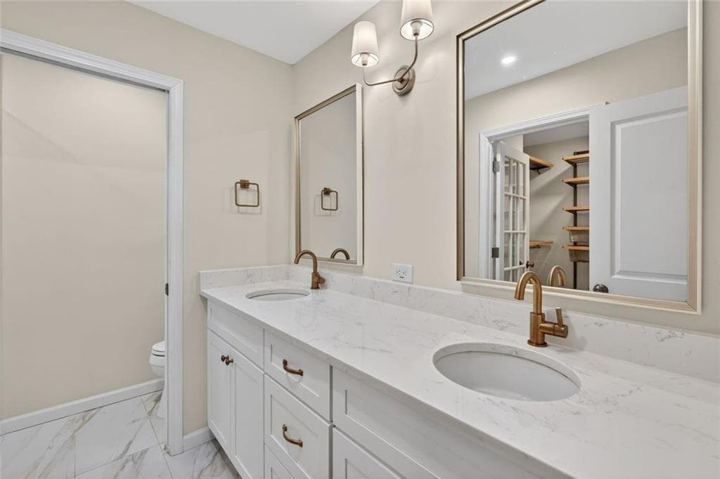 4 bedroom, 3 bathroom, 2,150 sq ft single family residence for sale at 2037 Longview Way, Chamblee, GA 30341 — photo 9