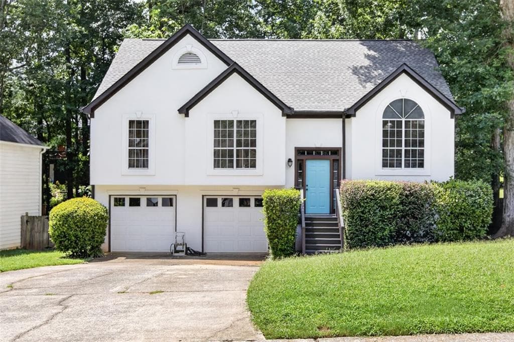 4 bedroom, 3 bathroom, 2,008 sq ft single family residence under contract at 4911 Baker Ridge Place, Acworth, GA 30101