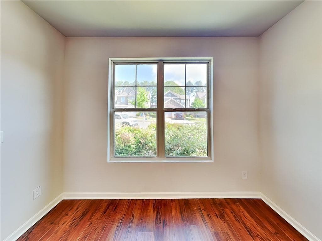 3 bedroom, 3 bathroom, 2,398 sq ft single family residence for rent at 157 Daisy Circle, Mcdonough, GA 30252 for $1,975 a month — photo 3