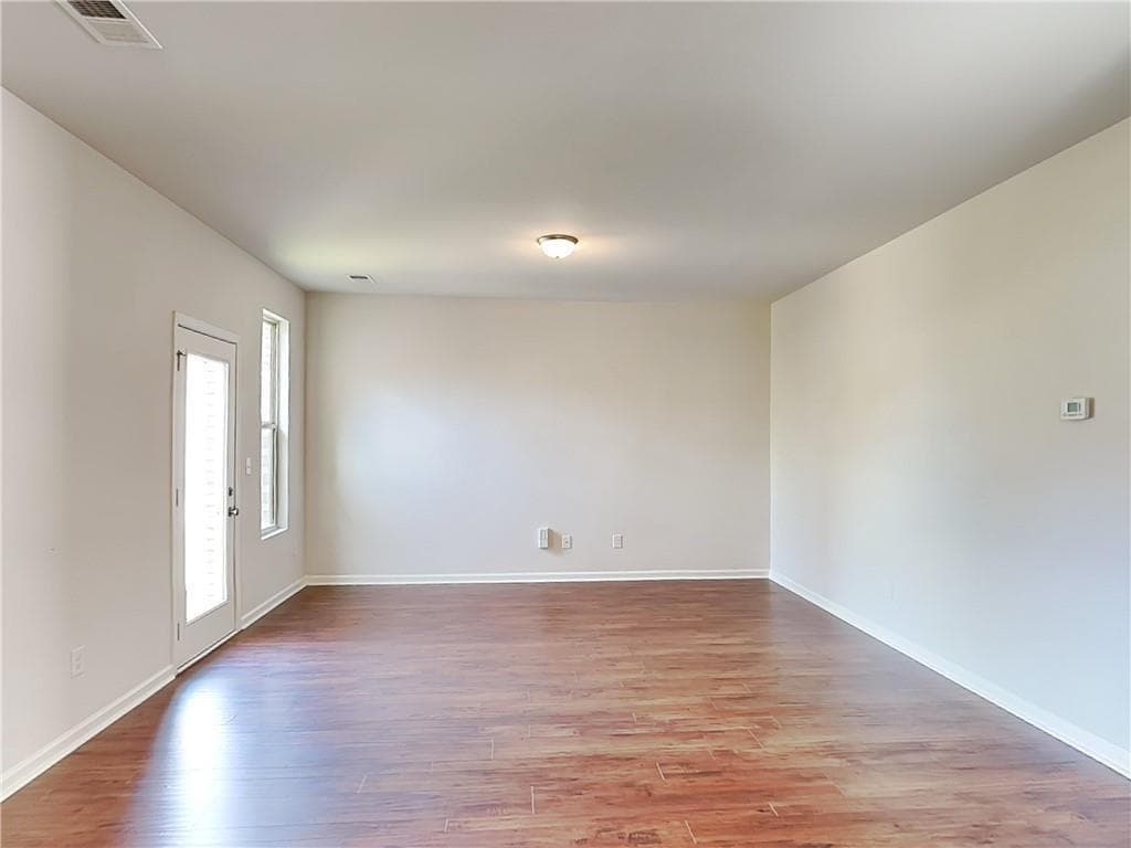 3 bedroom, 3 bathroom, 2,398 sq ft single family residence for rent at 157 Daisy Circle, Mcdonough, GA 30252 for $1,975 a month — photo 5