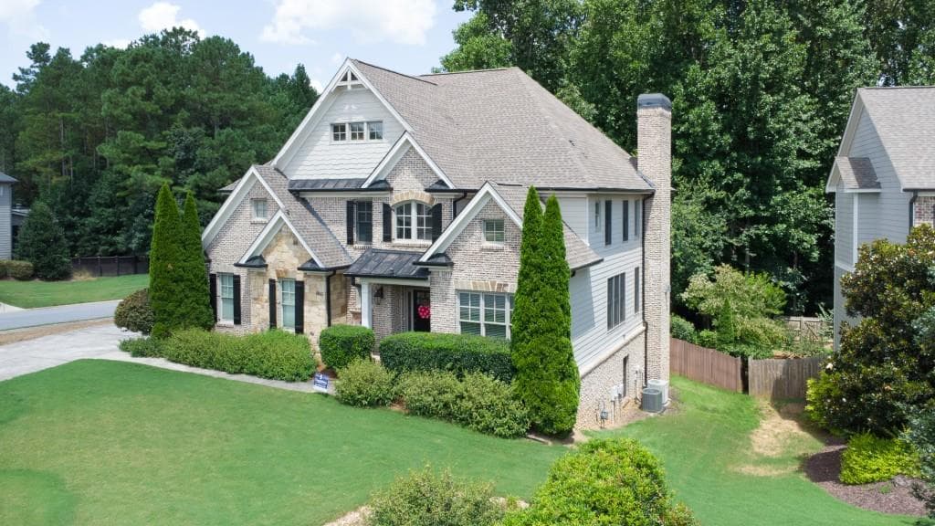 4 bedroom, 4 bathroom, 3,334 sq ft single family residence for sale at 6905 Concord Brook Lane, Cumming, GA 30028