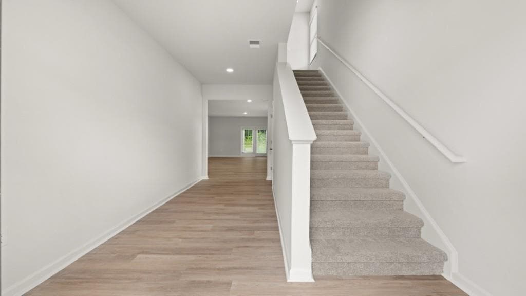 5 bedroom, 3 bathroom, 2,361 sq ft single family residence under contract at 205 Glenrise Lane, Dallas, GA 30157 — photo 2