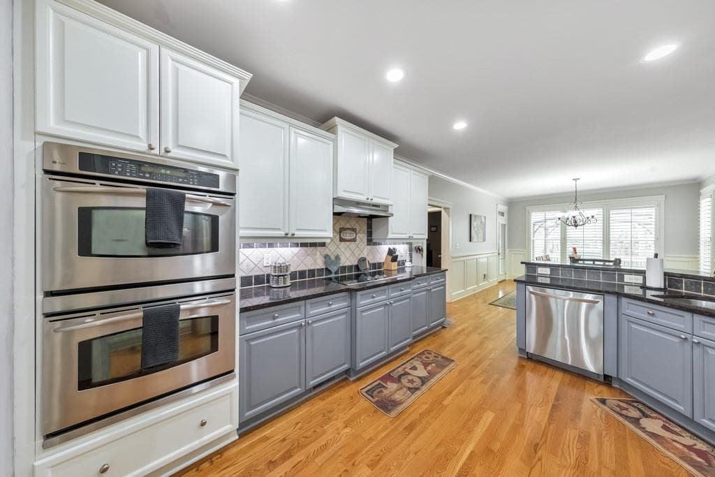 7 bedroom, 6 bathroom, 5,727 sq ft single family residence under contract at 38 Sagemont Court, Acworth, GA 30101 — photo 5