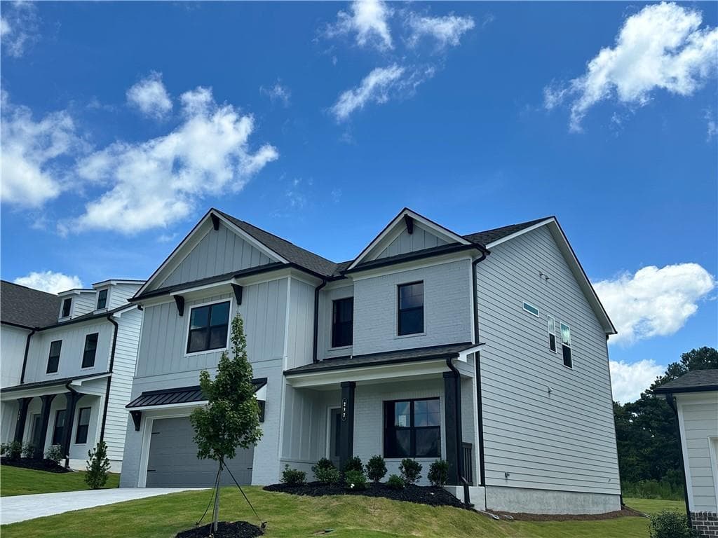 5 bedroom, 3 bathroom, 2,535 sq ft single family residence for sale at 232 Wingate Drive, Winder, GA 30680 — photo 5