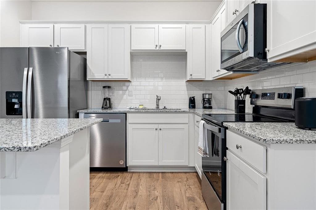 3 bedroom, 3 bathroom, 1,418 sq ft townhouse for rent at 1396 Sweetshrub Place, Atlanta, GA 30318 for $2,500 a month — photo 4