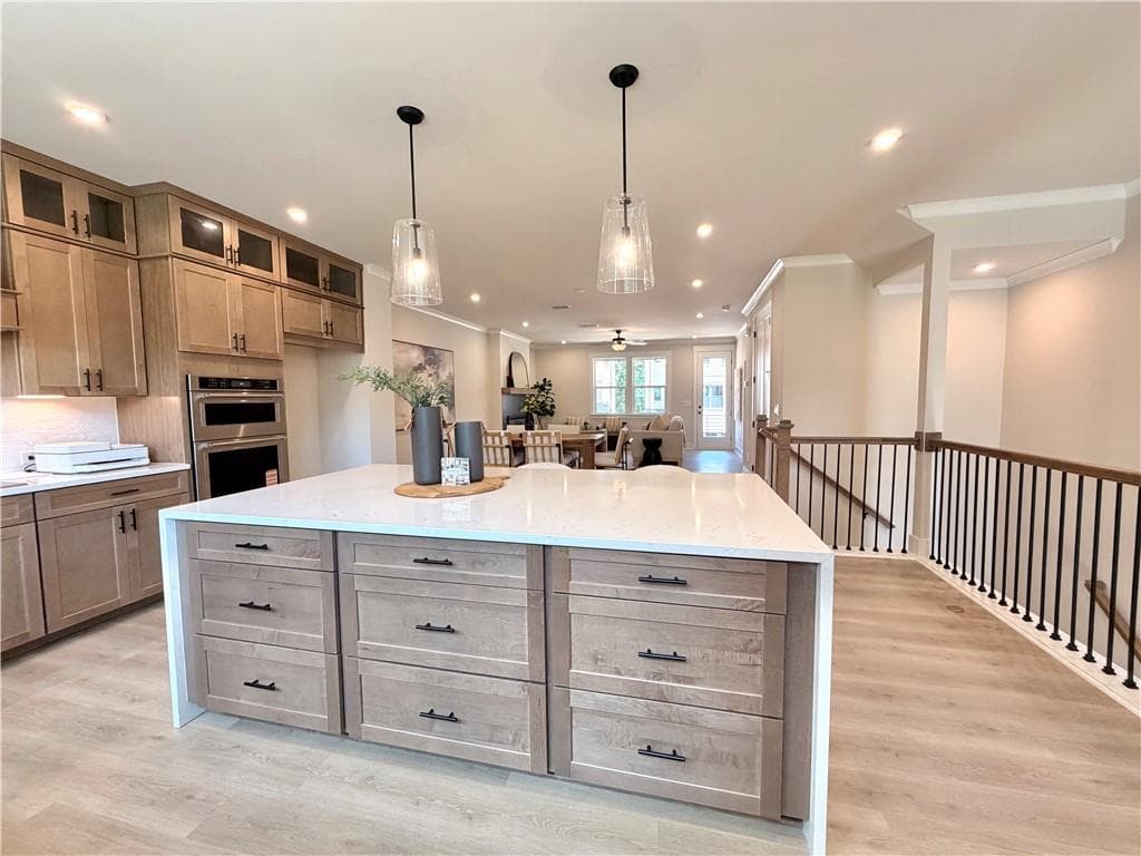 3 bedroom, 4 bathroom, 2,296 sq ft townhouse under contract at 116 Bridgecrest Road, Roswell, GA 30075 — photo 5