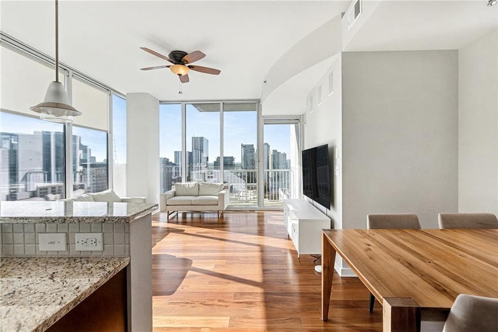2 bedroom, 2 bathroom, 1,148 sq ft condominium under contract at 855 Peachtree Street 1203, Atlanta, GA 30308 — photo 9