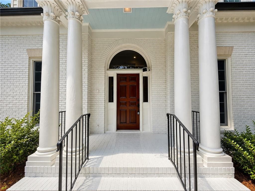 6 bedroom, 7 bathroom, 6,169 sq ft single family residence for sale at 1330 W Wesley Road, Atlanta, GA 30327 — photo 2