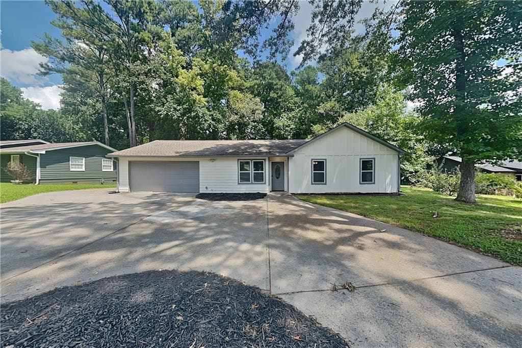 3 bedroom, 2 bathroom, 1,422 sq ft single family residence for rent at 3424 Hogan Drive, Kennesaw, GA 30152 for $2,125 a month — photo 1 of 19