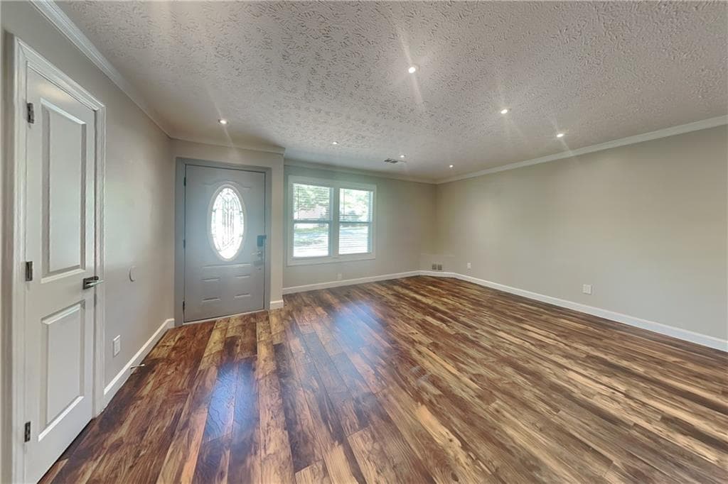 3 bedroom, 2 bathroom, 1,422 sq ft single family residence for rent at 3424 Hogan Drive, Kennesaw, GA 30152 for $2,125 a month — photo 2