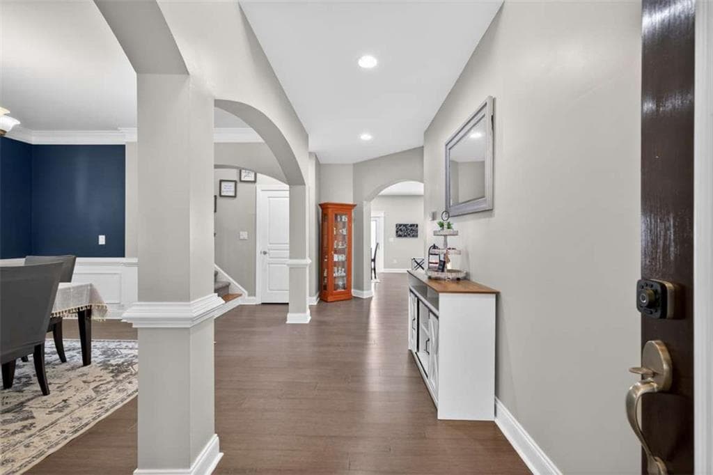 4 bedroom, 3 bathroom, 2,705 sq ft single family residence for rent at 7819 Brass Lantern Drive, Flowery Branch, GA 30542 for $2,795 a month — photo 4