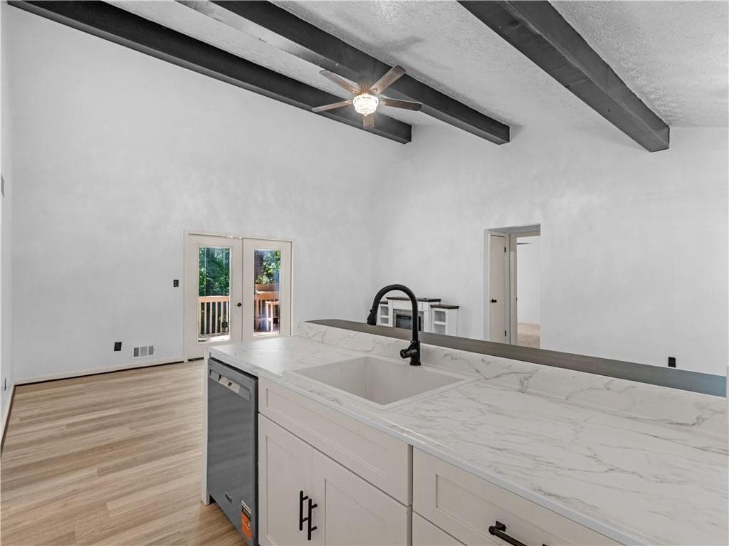 3 bedroom, 2 bathroom, 1,290 sq ft single family residence for sale at 1341 Bethaven Road, Riverdale, GA 30296 — photo 6