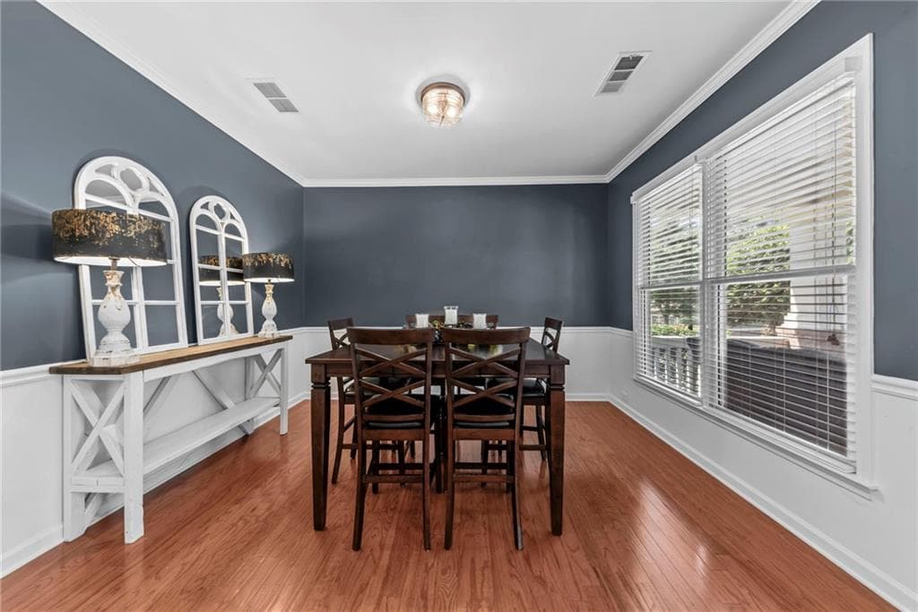 5 bedroom, 4 bathroom, 3,156 sq ft single family residence for sale at 7525 Brookstone Circle, Flowery Branch, GA 30542 — photo 6