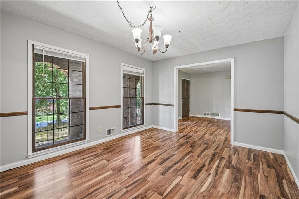 3 bedroom, 3 bathroom, 1,736 sq ft single family residence for sale at 667 Kingswood Court, Lithia Springs, GA 30122 — photo 7