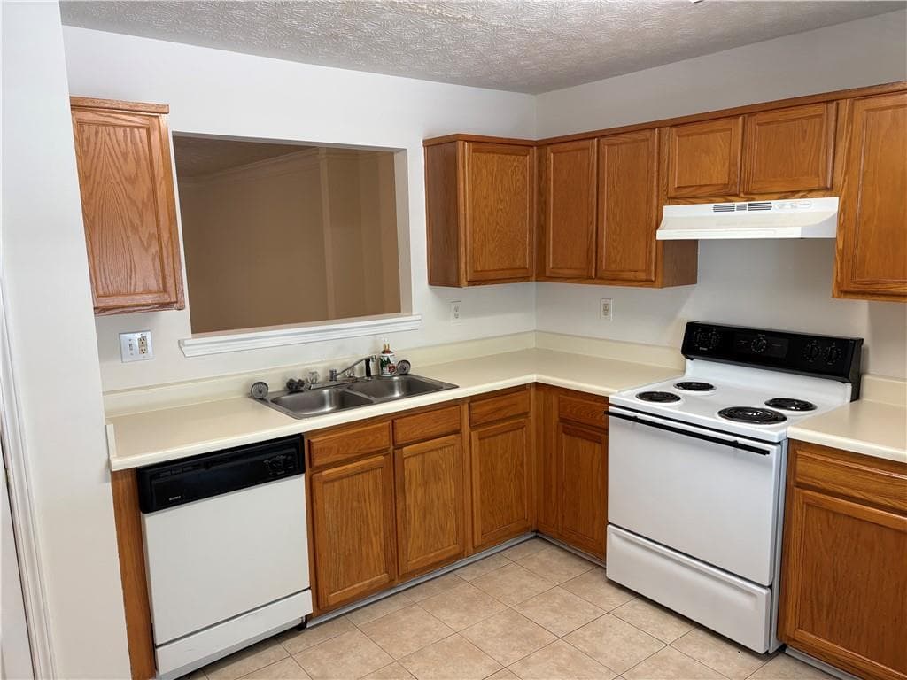 2 bedroom, 3 bathroom, 1,184 sq ft townhouse for rent at 4601 Logan Way, Acworth, GA 30101 for $1,590 a month — photo 6