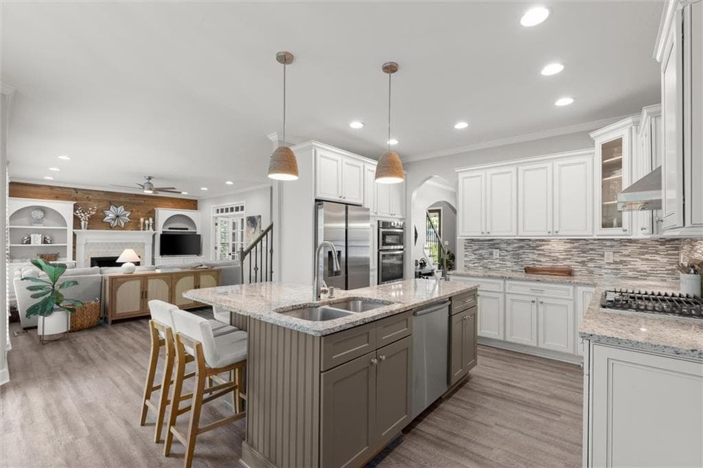 5 bedroom, 4 bathroom, 4,236 sq ft single family residence under contract at 512 Old Field Cove, Woodstock, GA 30189 — photo 9