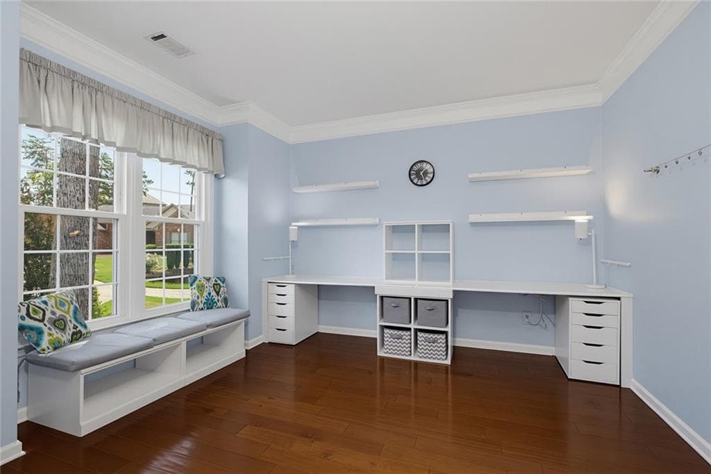 5 bedroom, 4 bathroom, 3,589 sq ft single family residence for sale at 320 Hillside Manor Drive, Sugar Hill, GA 30518 — photo 7