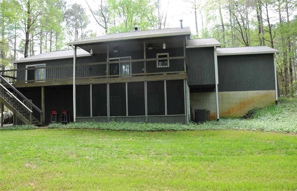 4 bedroom, 3 bathroom, 3,312 sq ft single family residence for sale at 385 Vaughn Road, Newnan, GA 30265 — photo 6