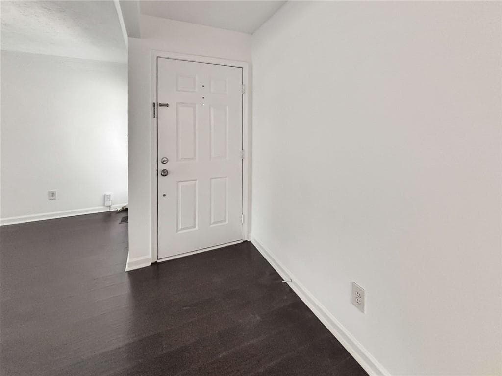 3 bedroom, 2 bathroom, 1,470 sq ft single family residence for rent at 2407 Josh Court, Marietta, GA 30064 for $2,150 a month — photo 4