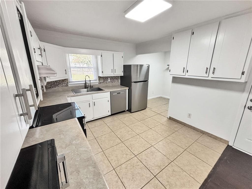 3 bedroom, 2 bathroom, 1,470 sq ft single family residence for rent at 2407 Josh Court, Marietta, GA 30064 for $2,150 a month — photo 8