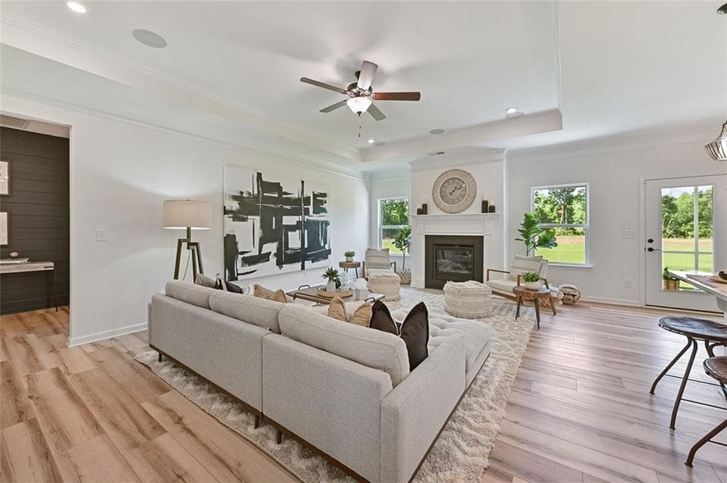 3 bedroom, 3 bathroom, 2,404 sq ft single family residence for sale at 5040 Cecelia Drive, Powder Springs, GA 30127 — photo 4