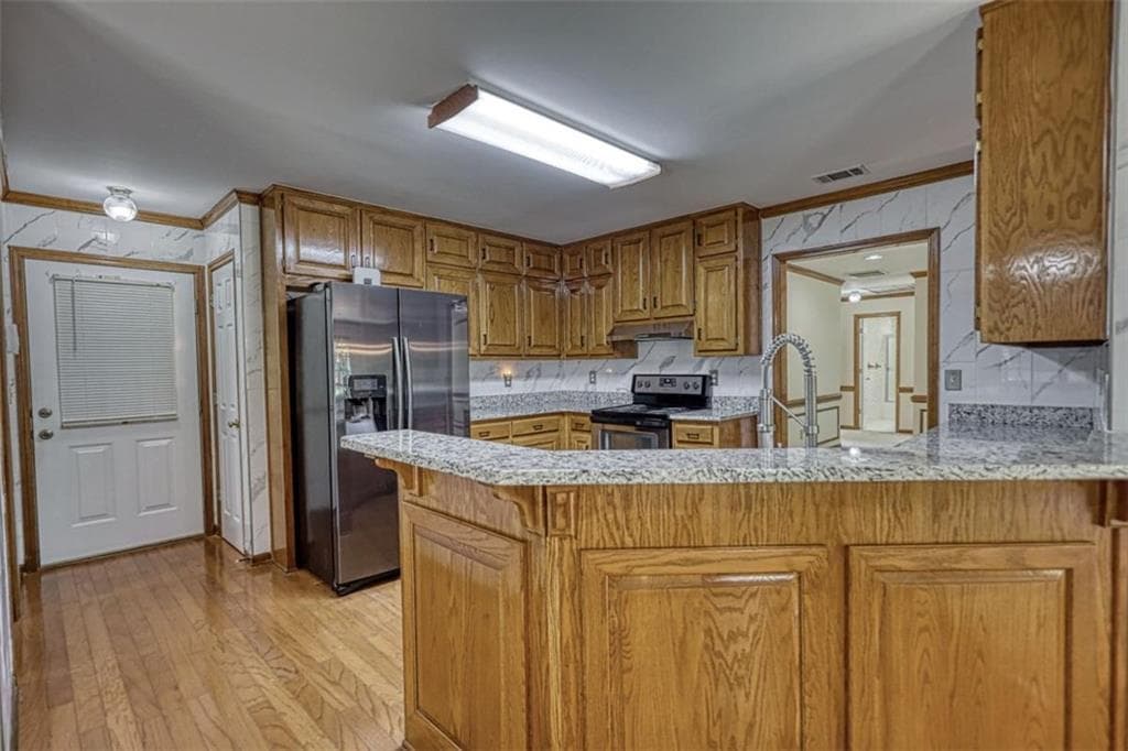 3 bedroom, 2 bathroom, 1,970 sq ft single family residence for sale at 115 Buck Creek Drive, Covington, GA 30016 — photo 9