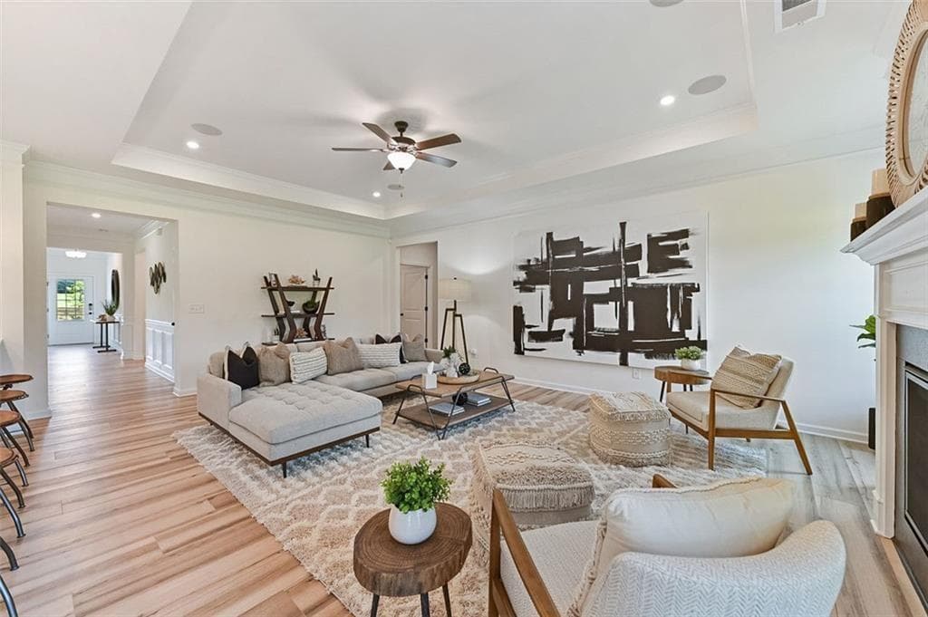 3 bedroom, 3 bathroom, 2,404 sq ft single family residence for sale at 5040 Cecelia Drive, Powder Springs, GA 30127 — photo 5
