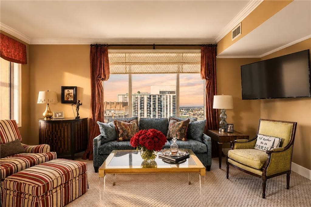 2 bedroom, 2 bathroom, 1,629 sq ft condominium for sale at 75 14th Street 3410, Atlanta, GA 30309 — photo 4