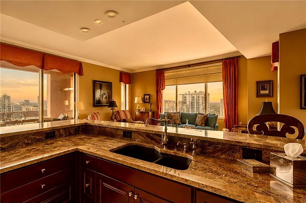 2 bedroom, 2 bathroom, 1,629 sq ft condominium for sale at 75 14th Street 3410, Atlanta, GA 30309 — photo 5