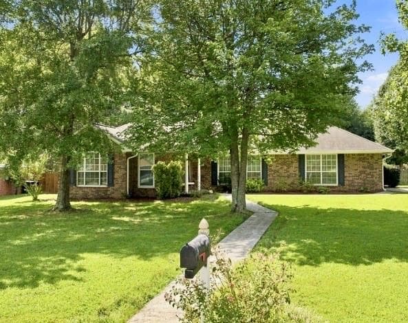 3 bedroom, 2 bathroom, 1,653 sq ft single family residence under contract at 24 NW Boulder Drive, Rome, GA 30165