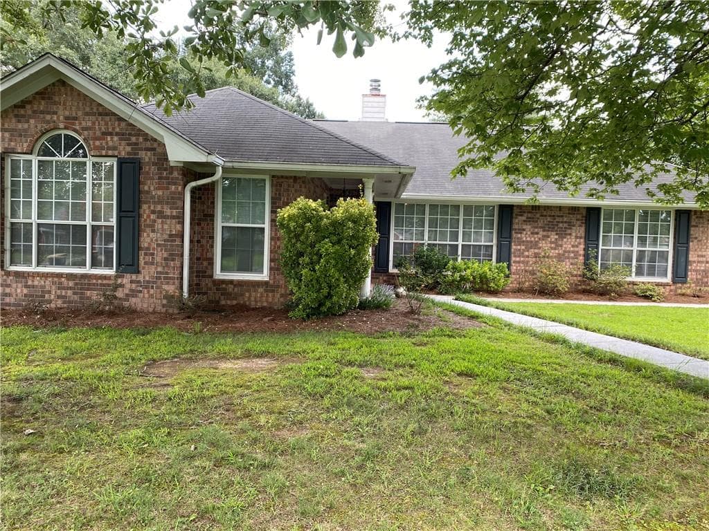3 bedroom, 2 bathroom, 1,653 sq ft single family residence under contract at 24 NW Boulder Drive, Rome, GA 30165 — photo 3